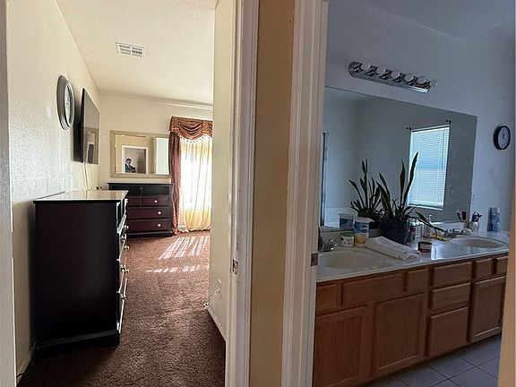 3rd image of 14930 Coalinga Rd