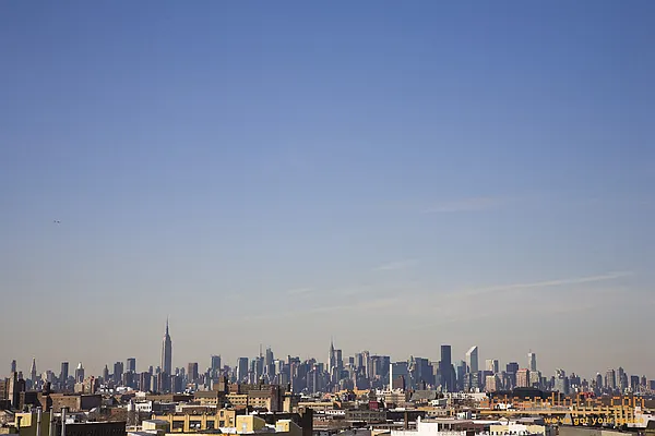 Rented by aptsandlofts.com | media 33