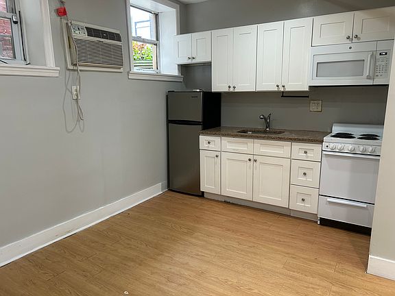 2nd image of 3431 Spring Garden St