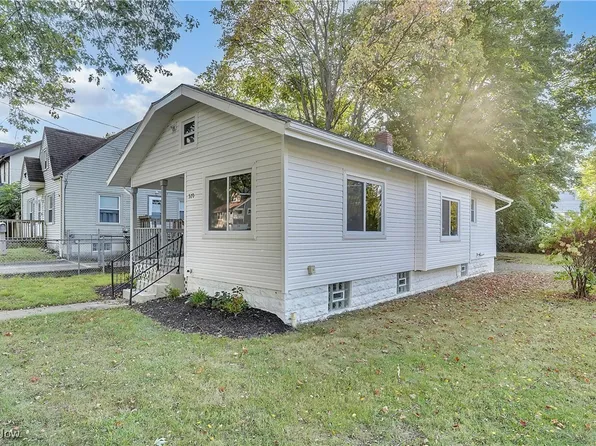 570 Mohawk Ave, Akron, OH 44305