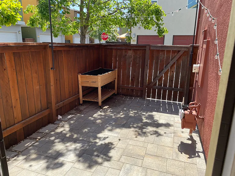 843 Copper Ln — Photo 15