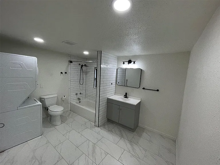 6701 Eagle Pass St #3 — Photo 3