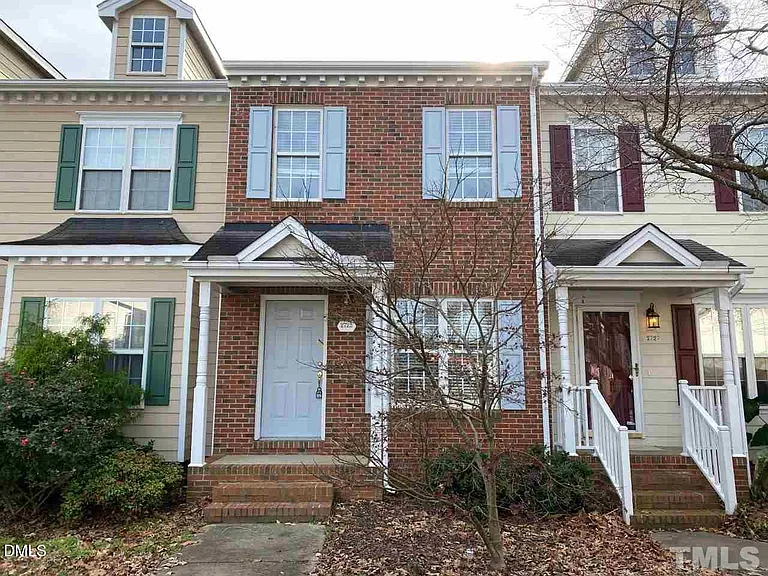 2725 Sterling Park Dr — Photo 1