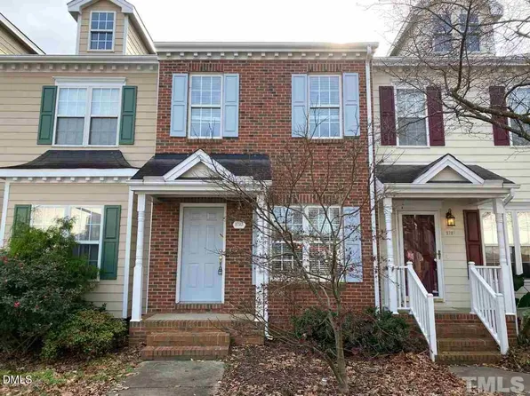 2725 Sterling Park Dr, Raleigh, NC 27603