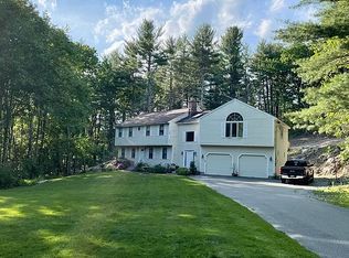 47 Jericho Rd, Pelham, NH 03076