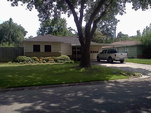 1st image of 1203 Maplewood Ln