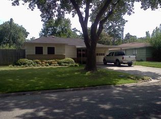 1203 Maplewood Ln, Pasadena, TX 77502