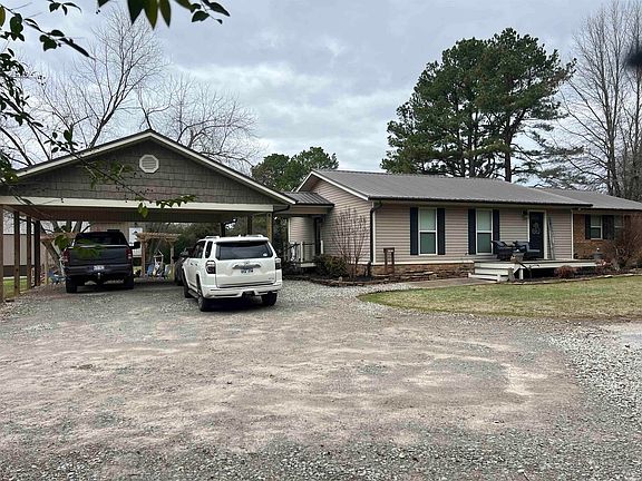 2nd image of 140 Taylor Creek Rd