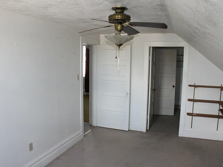 205 N Main St — Photo 17