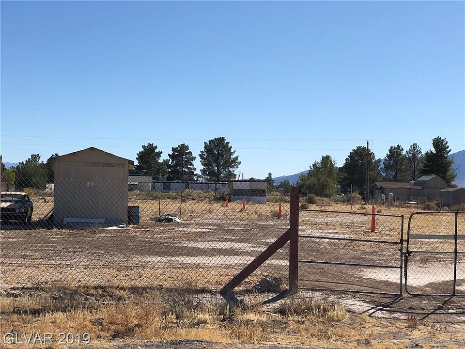1st image of 1081 Pioche St