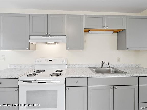 3rd image of 252-254 Partition Street
