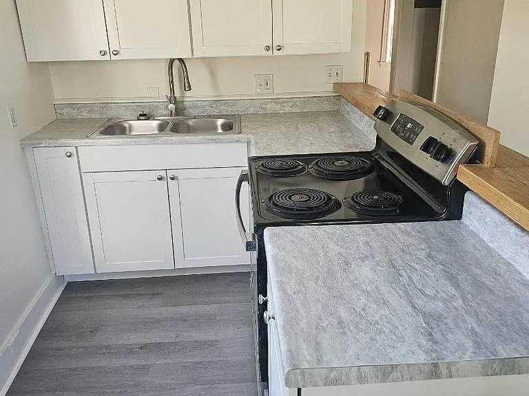 21 Hodge St #1 — Photo 4