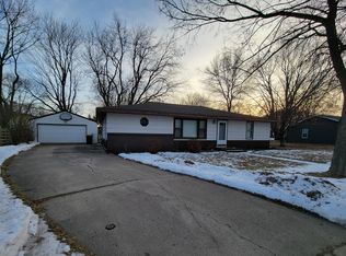 805 15th Ave SW, Willmar, MN 56201