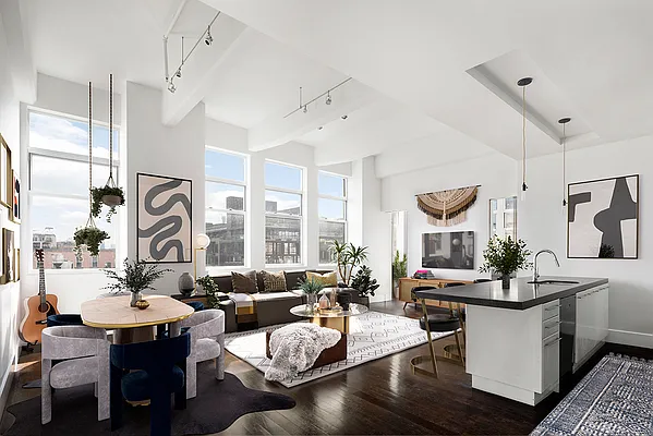 Sold by Compass | media 1