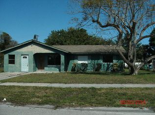 2704 Sheraton Blvd, Fort Pierce, FL 34950