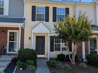 205 Malamute Ln, Greensboro, NC 27407