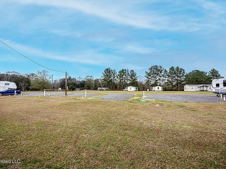 144 Katie Eubanks Rd #7-8 — Photo 5