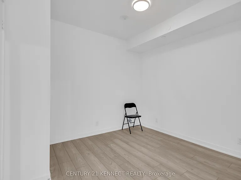 285 Dufferin St #307 — Photo 16