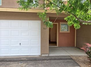 551 Village Dr, Fernley, NV 89408