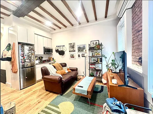 Rented by Nolita Group | media 2