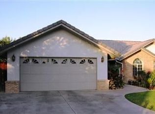 10015 Theodora Ave, Bakersfield, CA 93312