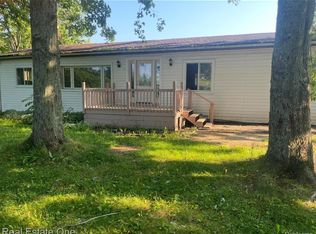 2362 Johnson Rd, North Branch, MI 48461