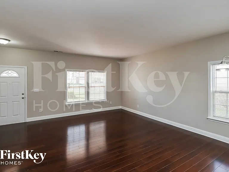 5330 Talus Trace Ln — Photo 3