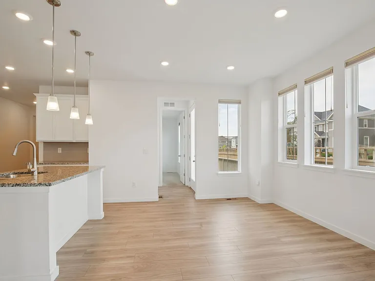 541 Byrd Aly — Photo 7