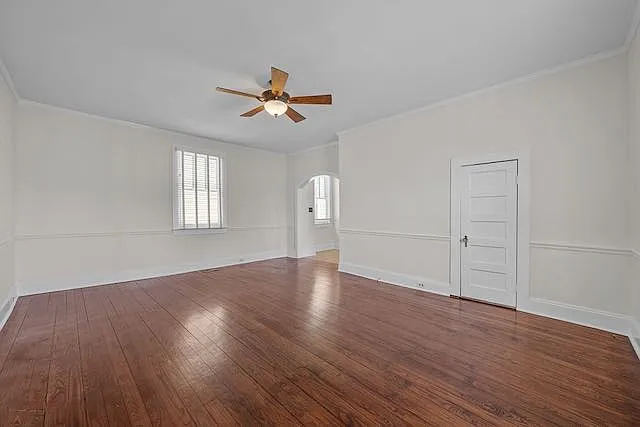 723 Pollock St — Photo 9
