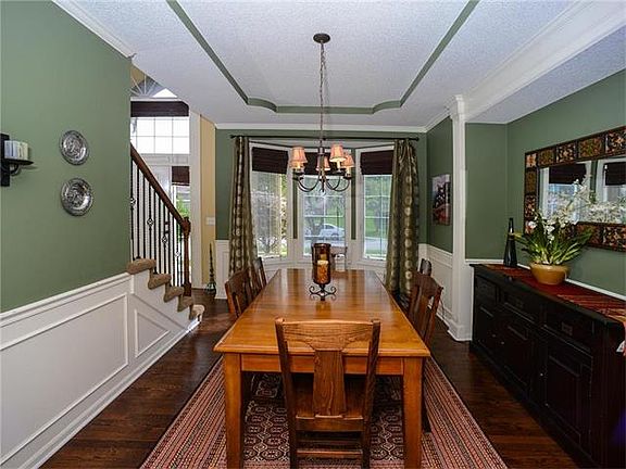 5th image of 4438 Aminda St