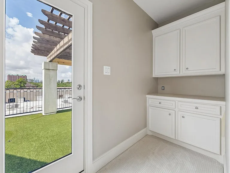 6019 Post Oak Green Ln — Photo 31