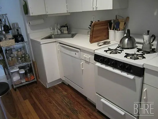 Rented by Brooklyn Heights Real Estate Inc | media 6