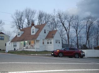 29 Maplewood Ave, Clifton, NJ 07013