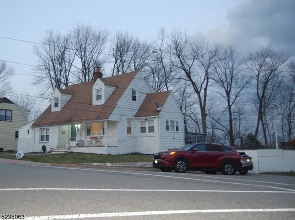 29 Maplewood Ave, Clifton City, NJ 07013