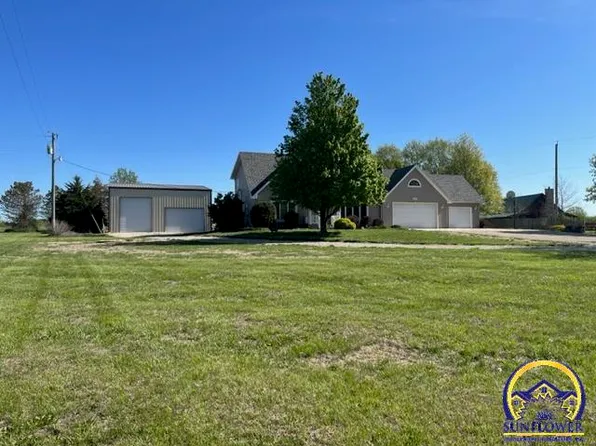 848 SE 93rd St, Wakarusa, KS 66546