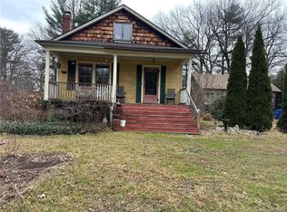 52 Harold Rd, Farmington, CT 06032