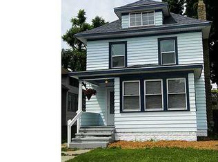1345 Eureka St, Lansing, MI 48912