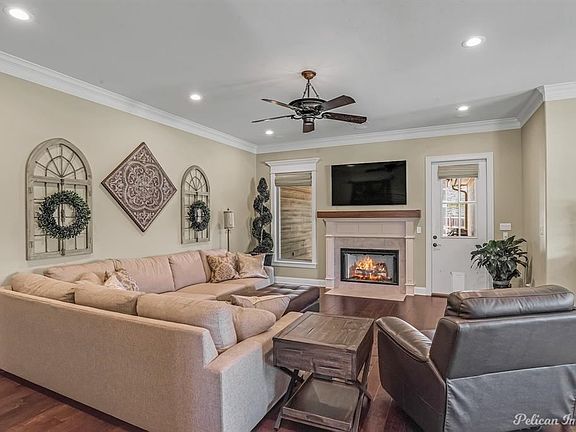 2nd image of 230 Acadiana Creek Dr