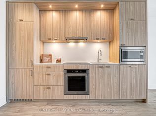 858 Dupont St #323, Toronto, ON M6G 0C1