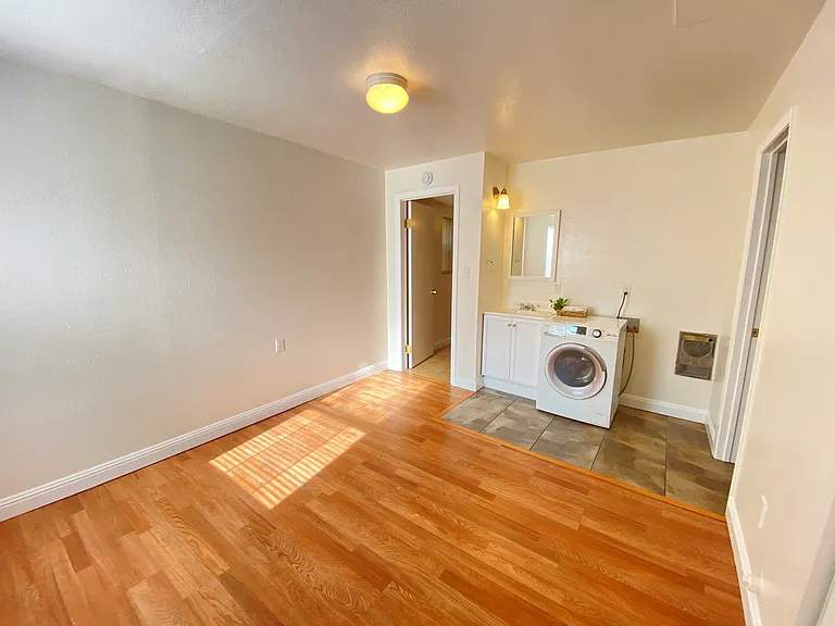 1629 13th St #B — Photo 4