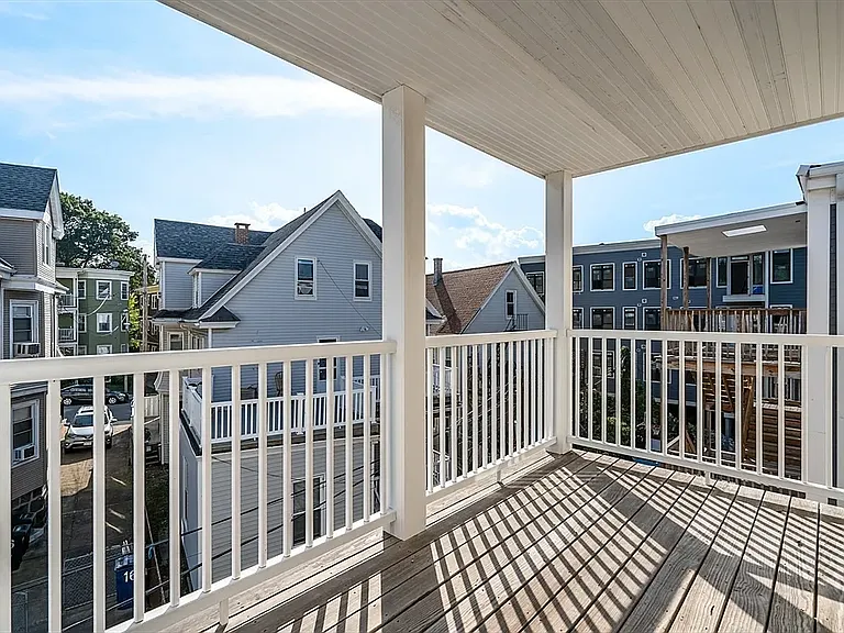 11 Woodlawn St #2 — Photo 9