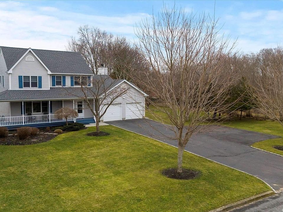 1st image of 190 Pheasant Place