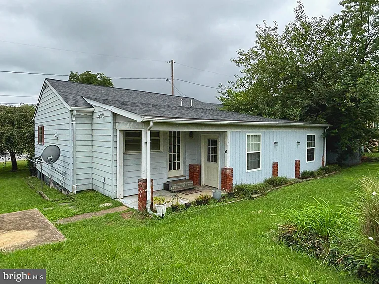 602 N Marshall St — Photo 2