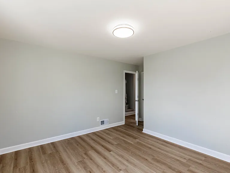 6918 18th Ave — Photo 20