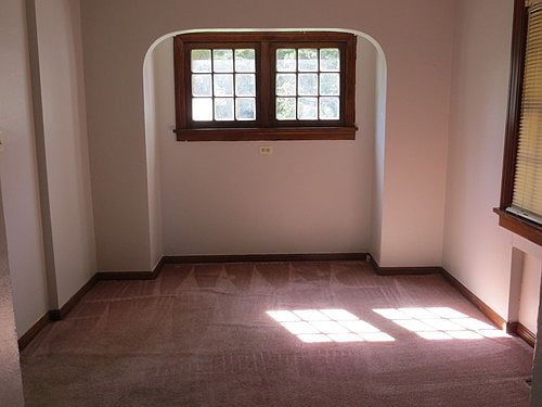4th image of 2025 Christie St