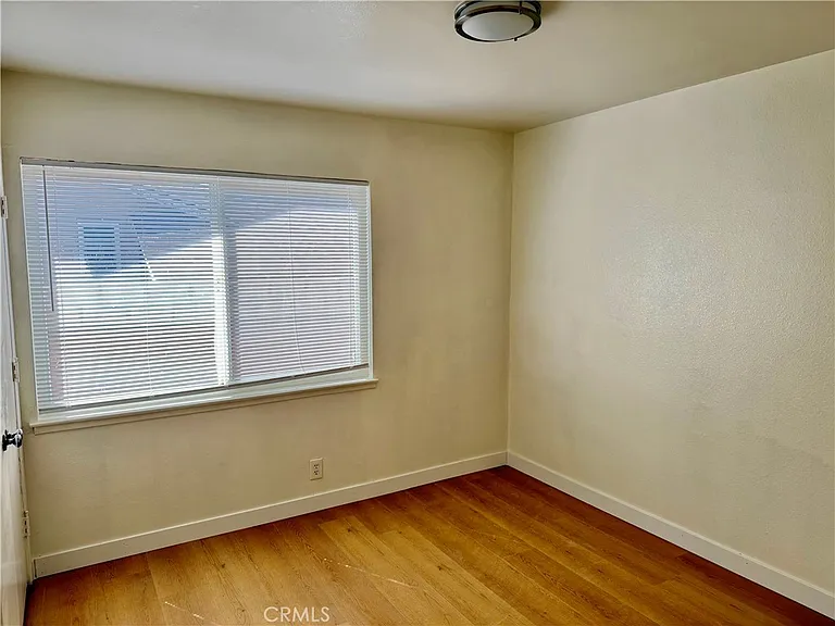 835 W Spruce St — Photo 18