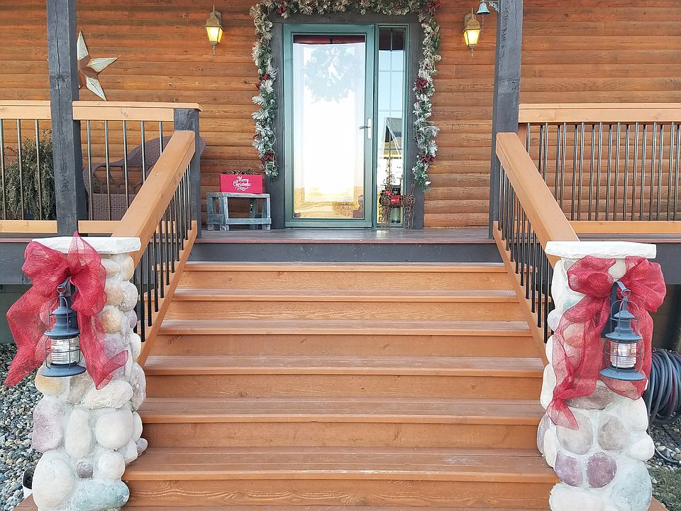 2nd image of 4 Lake Ct