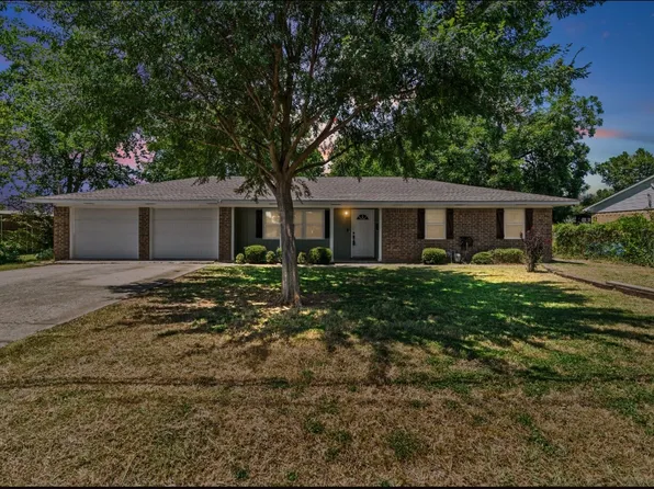 496 W Jefferson St, Van Alstyne, TX 75495