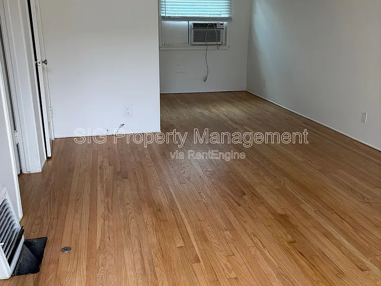 1153 Western Ave #C — Photo 3