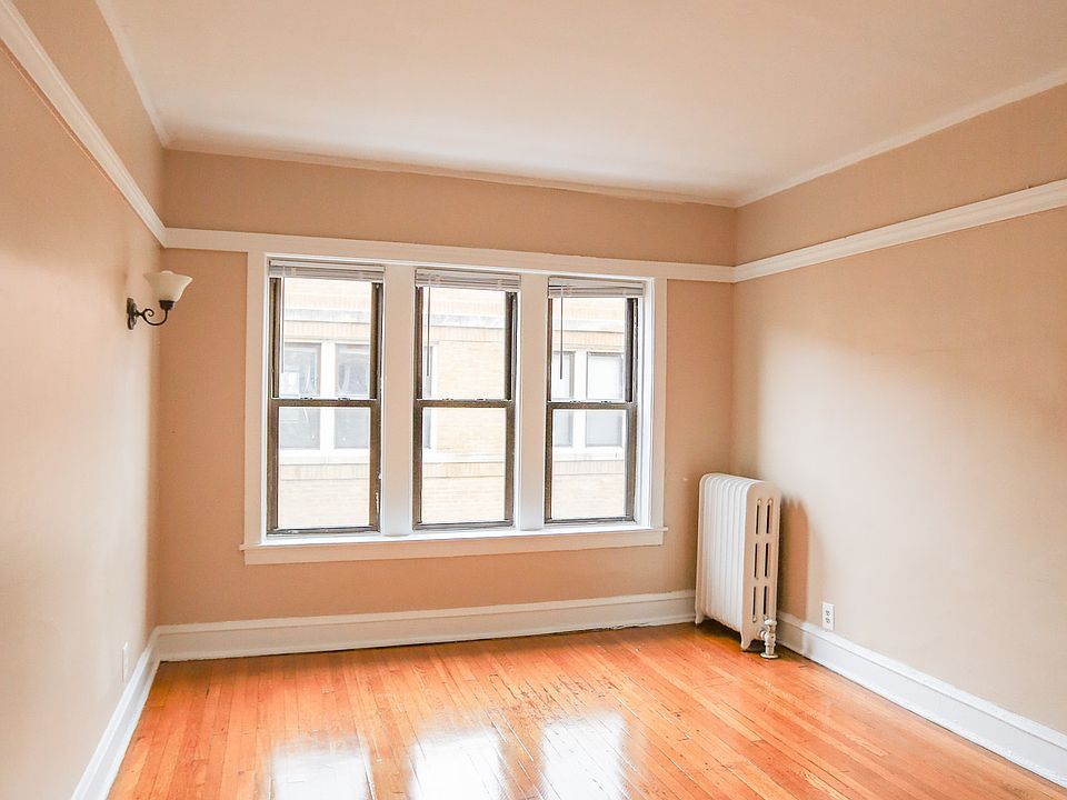1st image of 5054 N Kenmore Ave APT 5
